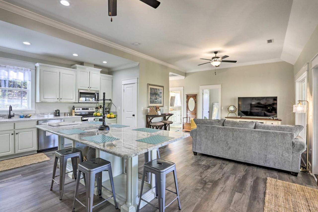 White Oak Creek Home With Views, Deck And Pool Access! Eufaula Kültér fotó