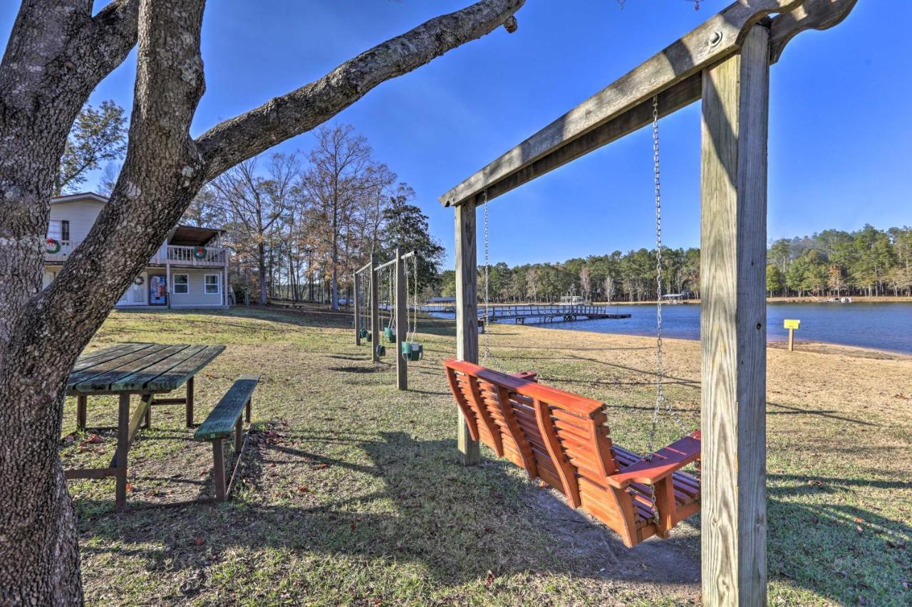 White Oak Creek Home With Views, Deck And Pool Access! Eufaula Kültér fotó